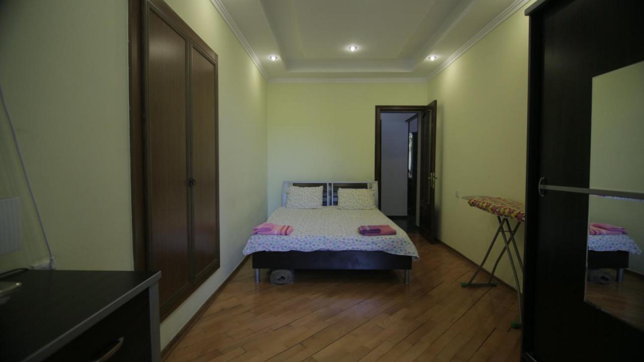 Apartment On Sanapiro 트빌리시 외부 사진