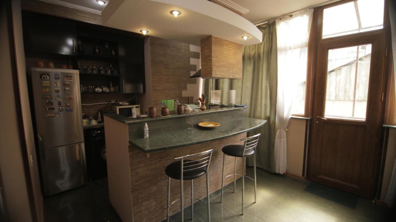 Apartment On Sanapiro 트빌리시 외부 사진